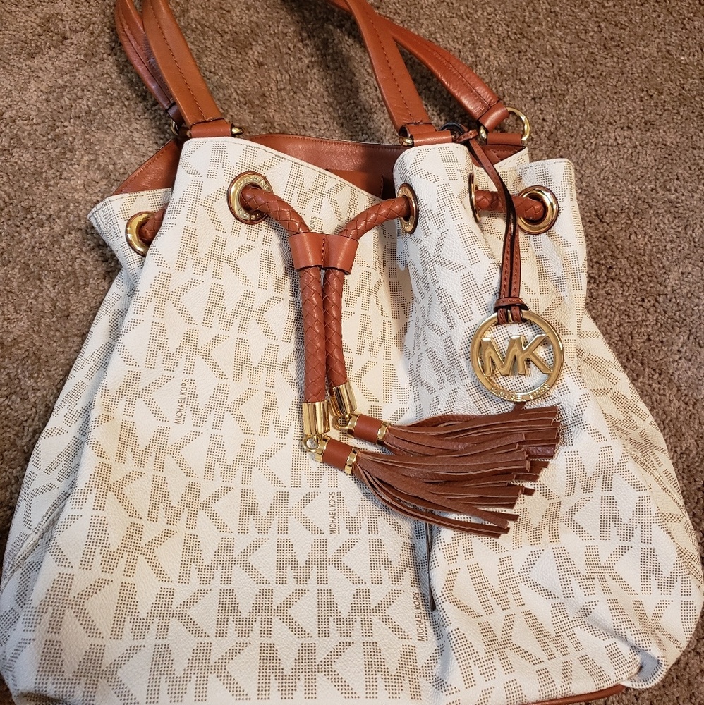 MK- Michael Kors Bag